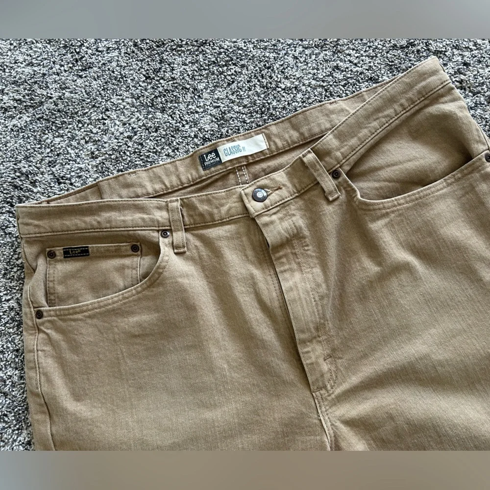 Lee euc men’s